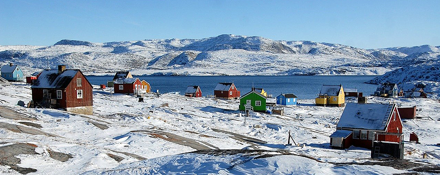 Population of Oqaatsut, on the east coast of Greenland [Pixabay].