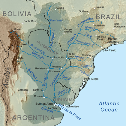 The Paraná, central axis of the La Plata basin