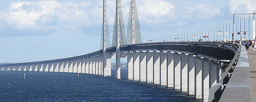 Oresund Bridge, between Denmark and Sweden, seen from Swedish territory [Wikipedia].