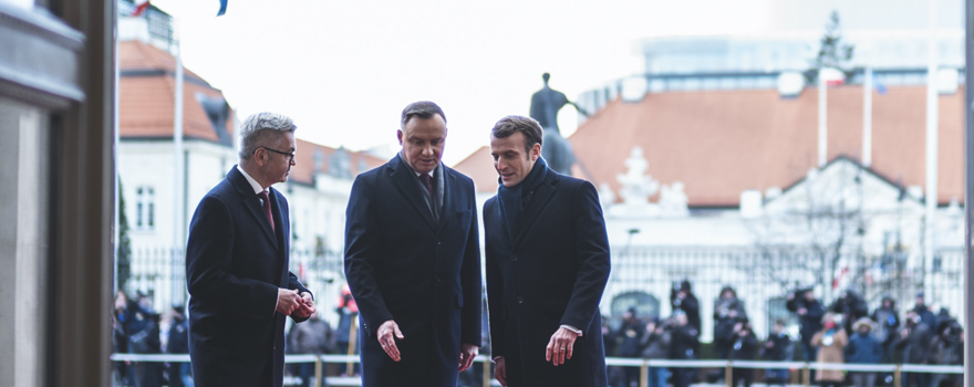 Macron with the Polish President and Prime Minister during his visit visit to Warsaw in February 2020 [Elysée Palace].