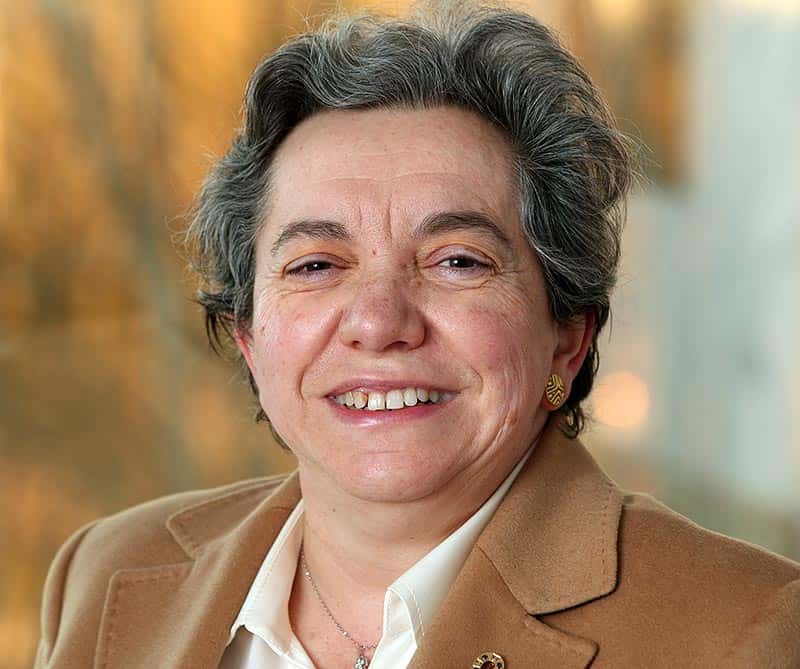 Dr. Clara Fernández-Ladreda