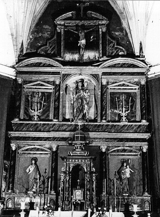 Photograph of the main altarpiece prior to the 1990s when the altarpiece was intervened on