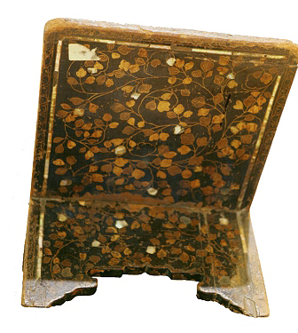 Namban lectern. Reverse. Momoyama period (1573-1616). Town hall of Tudela