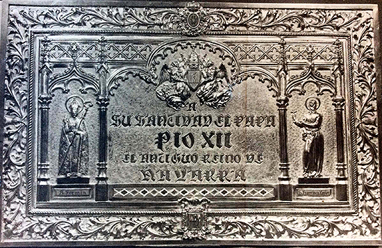 Cover of the original in silver (Talleres de Arte)