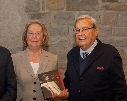 The book, published by the Chair de Patrimonio y Arte Navarro, has been possible thanks to the sponsorship of the Fuentes Dutor Foundation, which was represented by Fernando Galbete.