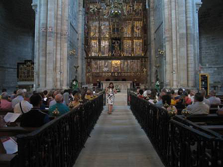 The main altarpiece of the Collegiate Church of Tudela was undertaken by Pedro Díaz de Oviedo and Diego del Águila at the end of the 15th century.