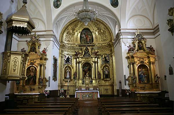Parish Church of Azpilcueta. Main altarpiece and collaterals