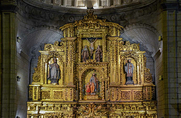 Second section and top of the main altarpiece of Larraga, by Fermín de Larrainzar, 1696-99. Photo I. Yoldi