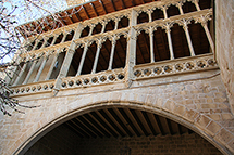 The palace of Olite in the panorama of Gothic palaces in Navarre