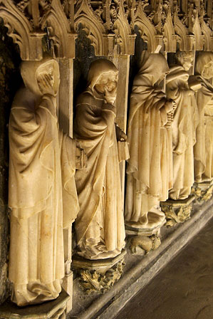 Sepulchre of Charles III and White Pamplona Cathedral Plorantes