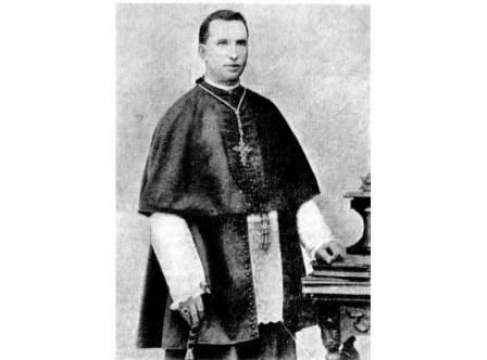 José Cadena y Eleta, born in Pitillas, became bishop of Segovia, Vitoria and Burgos.