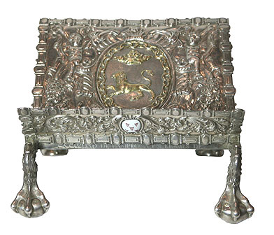 Lectern. Silver in its color, gilded silver and enamels.