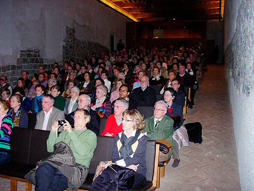 The lecture, organised by the Chair de Patrimonio y Arte Navarro and the Ateneo Navarro, took place at auditorium of the Civivox Condestable in Pamplona.