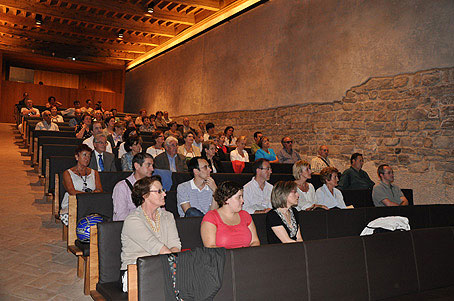 The lecture by Professor Francisco Javier Zubiaur Carreño took place at the Civivox Condestable in Pamplona.