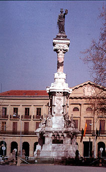 Monument to the Fueros