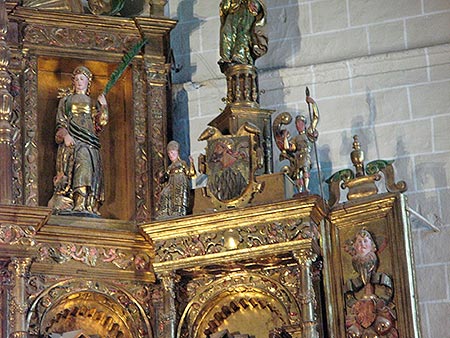 Detail of the main altarpiece of Isaba