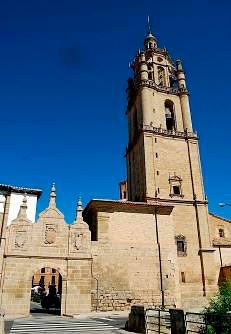 Tower of the parish church of Santa María de Los Arcos