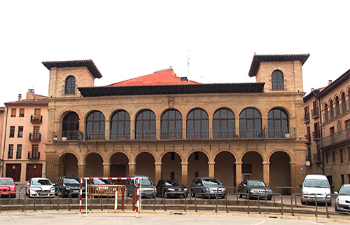 Municipal bullfighting balcony of Viana
