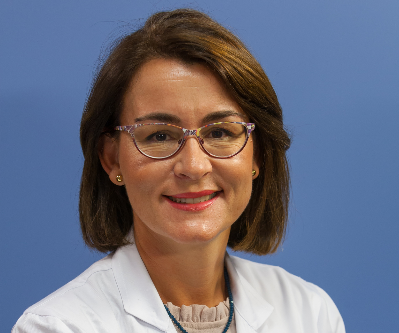 Dr. Azucena Díez