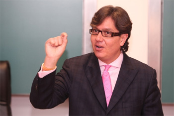 Alejandro Ruelas-Gossi gave a lecture at the Directors' Forum that org.